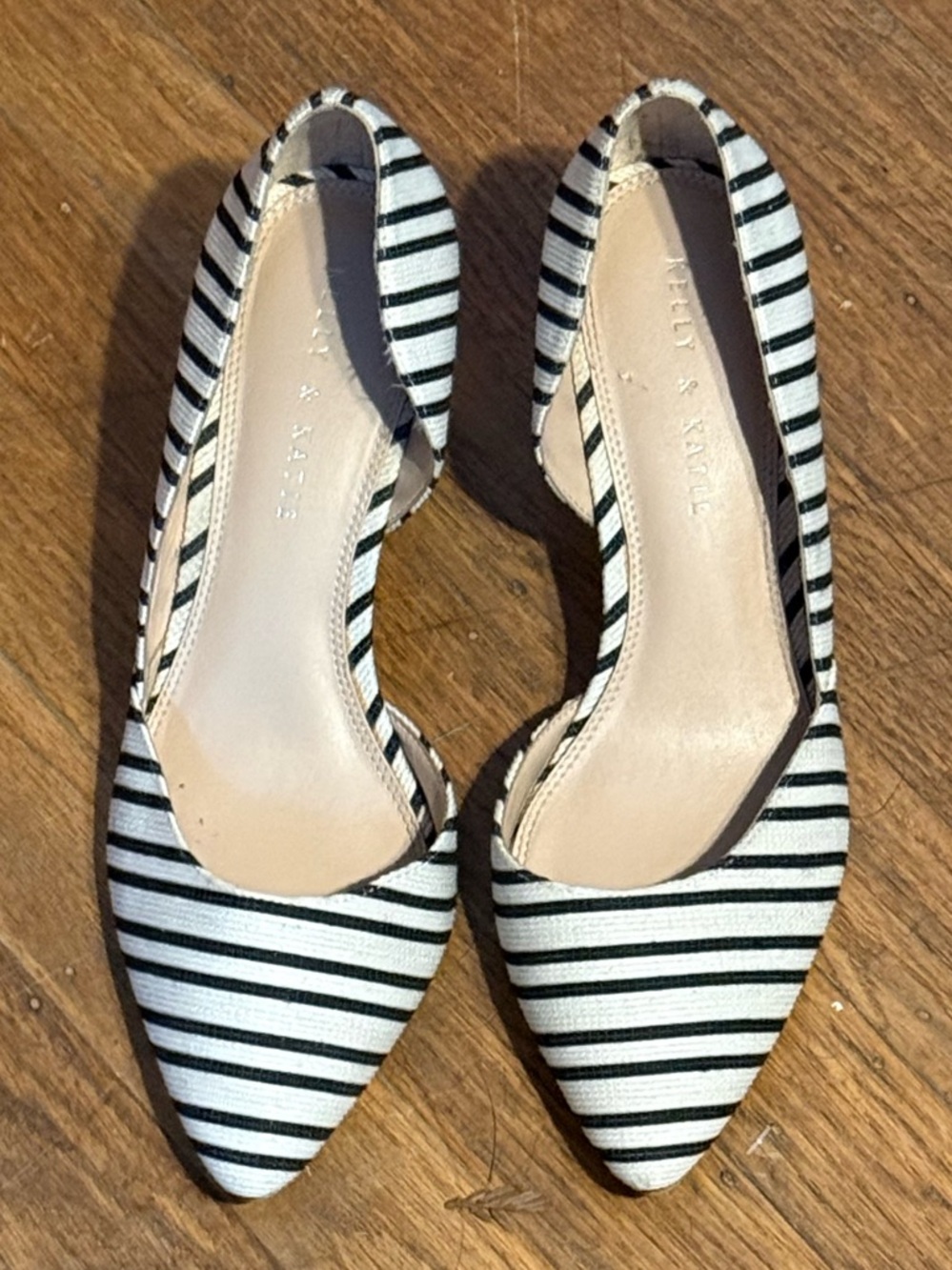 Kelley & Katie Striped Pointed-Toe Women's Flats - Black & White